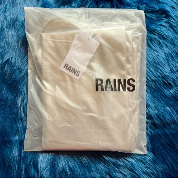 ❤️Sold❤️ RAINS Unisex Mirror Waterproof Cape Rain Jacket - Picture 14 of 14